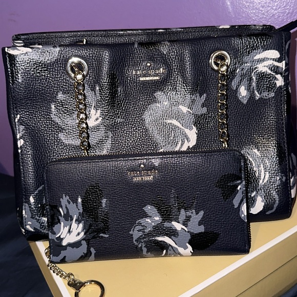 TWOFER: Kate Spade Briar Lane Night Rose Shoulder Bag - Picture 1 of 9